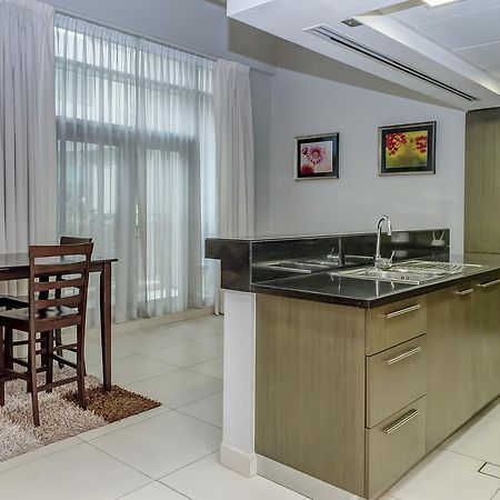 The Lofts By Deluxe Holiday Homes Dubai Luaran gambar