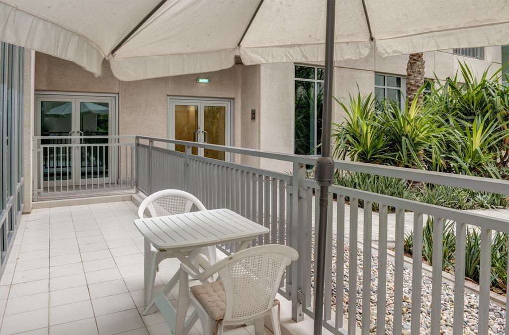 The Lofts By Deluxe Holiday Homes Dubai Luaran gambar