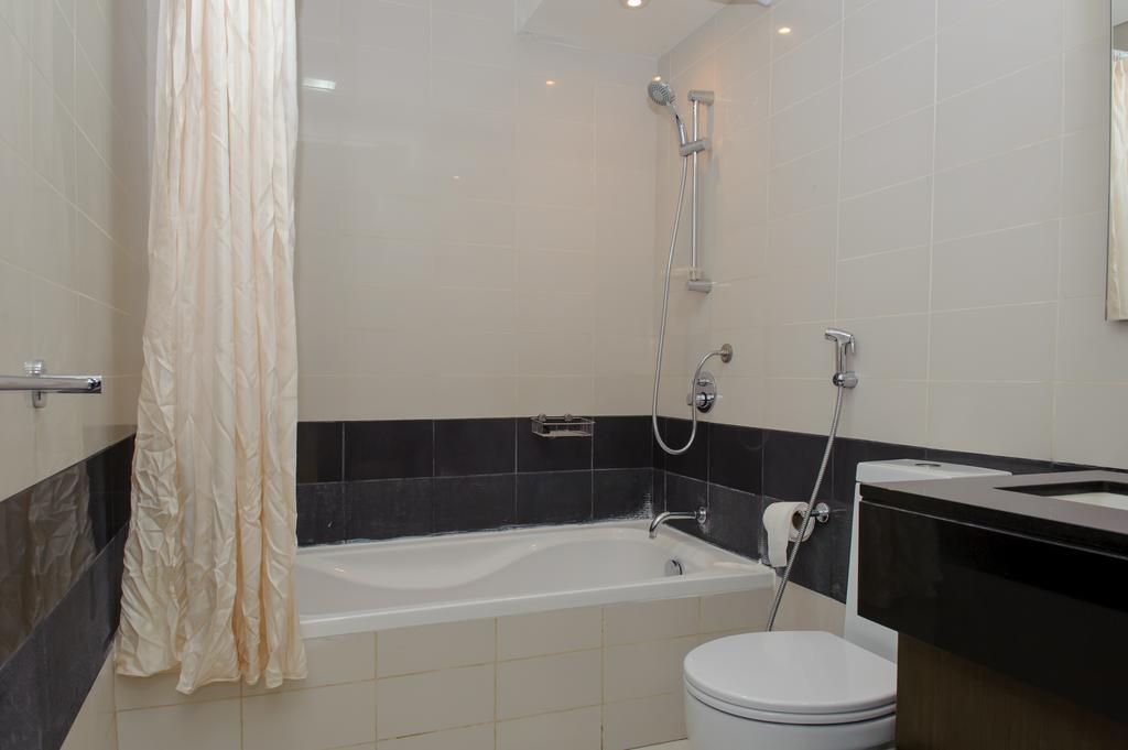 The Lofts By Deluxe Holiday Homes Dubai Luaran gambar